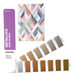 Pantone GG1507C Metallics Guide - Watery Gloss and Metallic Coated Colour Fan in Chromatic Colour Arrangement