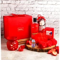 Generic Body.Her.bal's Strawberry Bath and Body Care Set, 8 Piece Spa Gift Box with Accessories, Luxury Skin Care Kit for Women and Men