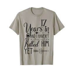 17th Wedding Anniversary Gifts Boutique 17th Wedding Anniversary Gift for Her 17 Years of Marriage T-Shirt