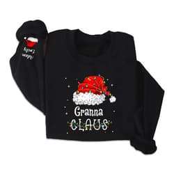 GAMMIE Personalized Grandma Claus Sweatshirt with Kids Names on Sleeve, Christmas Honey Claus Lights Sweater, Gift for New Mom