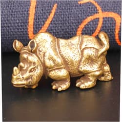 QQYDZSW Figurine Small Brass Statue Golden Brass Craft Miniatures Sculpture Antique Handcraft Solid Brass Cute Rhinoceros Tea Pet Miniature Figurines Vintage Copper Animal Rhino Ornament Office Table Decorati