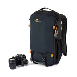 Lowepro Trekker Lite BP 150, Camera Backpack with Removable Camera Insert, with Accessory Strap System, Camera Bag for Mirrorless Camera, Compatible with Sony Alpha 6000, Black