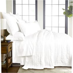 Homthreads Bowie Bedspread Set -Queen Bedspread + Two Standard Pillow Shams - Microfiber Jacquard - Geo Floral - White - Bedspread Size (102 x 118 in.) and Pillow Sham Size (26 x 20 in.)