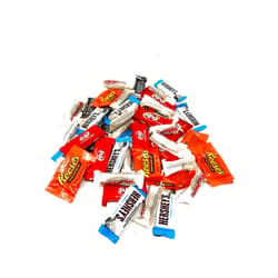 Assortit American Chocolate Classic Mix Hershey's Milk Chocolate and Cookies N' Cream Bars, KitKat, Whoppers Mini Chocolate Candy Bars Individually Wrapped Variety Pack Bulk 2.25 Lbs. (36 Oz.) Aprox. 70+ Pieces Made In USA
