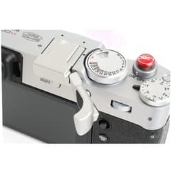 Lensmate Thumb Grip for The Fujifilm X100VI - Silver