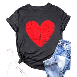 Ovazly Women Love Heart Printed Shirts Valentine's Day Cute Casual Graphic T Shirts Spring Tops Trendy Tee Gifts