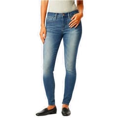 Levi Strauss Signature Gold Women's Totally Shaping Skinny Jeans (Standard and Plus)