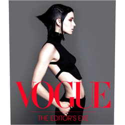 By Conde Nast (Author), Eve MacSweeney (Editor), Hamish Bowles (Introduction), Anna Wintour (Foreword) & 1 more Vogue: The Editor's Eye: A History of Fashion Photography