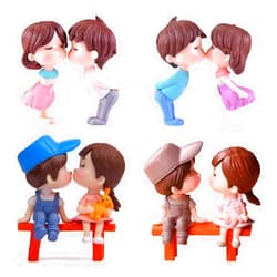 DOYIFUN 8pcs Miniature Couple Lover Figurines Chair Boy&Girl Kiss Dolls Cake Topper Micro Landscape Ornaments Fairy Garden Craft Terrarium Gift Dollhouse Miniature(Random 4pairs)