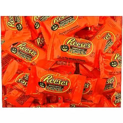 Reese's Milk Chocolate Peanut Butter Bars, Pumpkin Shaped Halloween Chocolate Candy, Snack Size 0.6 oz, Bulk Pack Of 6 Pounds