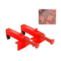 KUIDAMOS 2Pcs Brick Liner Clips Line Runners Plumber Tools Leveling Measuring Tool,with A Spring-Loaded Clip,Bricklayer Profile Gauge Fixer Brick Line Clips Runner Brick Leveling for Positioning of(red)