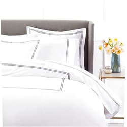 BedDecor Luxury Soft Brushed 400-Thread-Count Egyptian Cotton Embroidered Duvet Cover Set with Beautiful 2-Stripe Embroidery - - Full/Queen - White/Silver Grey