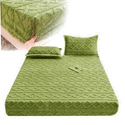 Mintiml Lyvara Luxury Mattress Covers,Lyvara Magic Mattress Covers Jacquard Velvet Mattress Protector Breathable Mattress Pad Covers,Elastic Fitted Mattress Topper (A-Green, Queen (150 * 200cm))