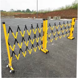 LFFH Expandable Traffic Barrier, Safety Barrier with Casters Retractable Traffic Fence Flexible Crowd Control Barriers Guard (Color : Yellow and Black, Size : 1.2x4m)