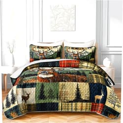QOOMO Hunting Deer Quilt Set Full/Queen Size, 3 Pieces Rustic Cabin Bear Printed Bedspreads Coverlet Set, Soft Microfiber Lightweight Woodland Animal Bedding Set with 2 Pillowcases for All Season