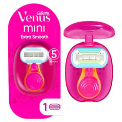 Gillette Venus Extra Smooth On The Go Razor For Women, Handle + 1 Blade Refill + 1 Travel Case, Great Addition To Your Travel Size Toiletries