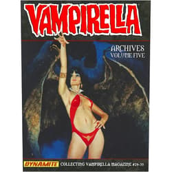 Various Author,Richard Corben,Bernie Wrightson,Jeffrey Jones Vampirella Archives Volume 5 (VAMPIRELLA ARCHIVES HC)