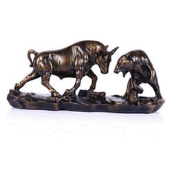 Oliruim Wall Street Bull Statue, Bull Market and Bear Market Statue, Stock Market Sculpture, for Office, Desktop, Bookshelf, Living Room, Study, Home Decor, Financial Advisor Gift (Brown)