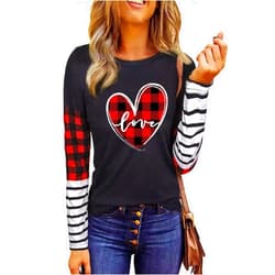 LYEIAO Valentine's Day Tshirt Women Buffalo Plaid Love Heart Graphic Tees Letter Print Splicing Long Sleeve Tops Shirts