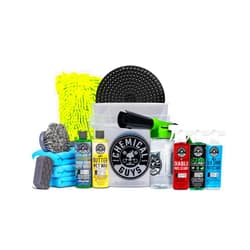Chemical Guys HOL126 14-Piece Arsenal Builder Car Wash Kit with Foam Gun, Bucket, and (5) 16 oz Car Care Cleaning Chemicals, Gift for Car & Truck Lovers, Dads and DIYers (Works w/Garden Hose)