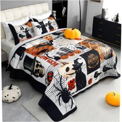 Cmfshape Halloween Quilt Set Queen Size,Black Reversible Quilt Bedding Set 4PCS,Bat Pumpkin Spider Festival Themed Bedspread Full,Decorative Bedding Coverlet with 3 Pillow Shams(Black&White,90