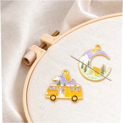 GUPENG and Tour Bus Needle Minder for Embroidery, Magnetic Pin Holder for Cross Stitch, Needlework and Embroidery Accessories (2 PCS)