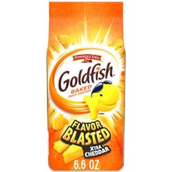 Goldfish Flavor Blasted Xtra Cheddar Cheese Crackers, Baked Snack Crackers, 6.6 oz Bag