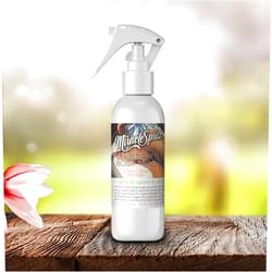 Miracle Spritz Rinse Free Body and Hair Wash Strawberry Spring Champagne 8oz 1 Spray Bottles