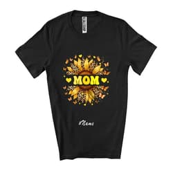 CUTEBUNNYSTORE Personalized Custom Name Mom; Awesome Mother's Day Leopard Sunflower Nature Lover Family Unisex T-Shirt