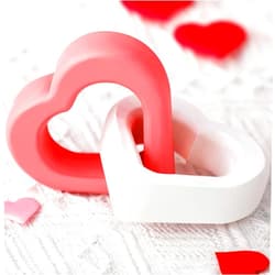 Beeveer Wooden Connected Hearts Valentine's Day Romantic Heart Gifts Wood Valentines Day Interlocking Hearts Decorations for Wedding Anniversary Her Him Couple Engagement(Pink, White)
