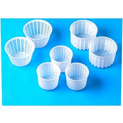 QG group 7 items Cheese making kit | Variouse cheese molds 0.25-0.6 kg for soft cheeses (7). Cheesemaking from Cow and Goat Milk. Cheese making supplies