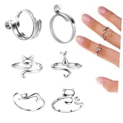 MASONEE Crochet Ring,Adjustable Yarn Crochet Ring for Finger Crochet Tension Rings for Crocheting Metal Open Yarn Guide Crochet Finger Yarn Holder 6pcs Knitting Crochet Loop Ring for Finger
