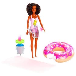 Mattel Barbie GHT21 Doll and Playset