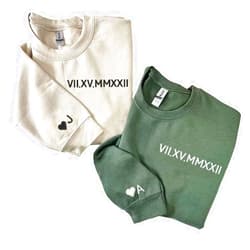 NAZENTI Personalized Embroidered Roman Numeral Date Hoodies, Matching Couple Sweatshirts With Initial Heart on Sleeve