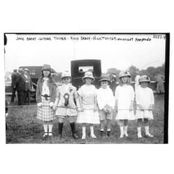 HistoricalFindings Photo: Jane Brady,Luther Tucker,Ruth Brady,Nicholas Tucker,Millicent Hammond,Children