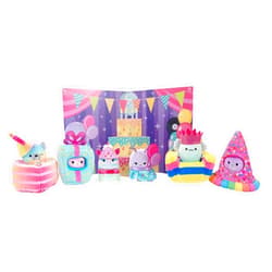 Squishville by Original Squishmallows Birthday Bash Set - Six Exclusive 2-inch Squishmallows Plush, Four Costumes and Accessories, and a Pop-Up Play Display - Toys for Kids