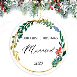 XIAYUEHUA First Christmas Married Ornament 2023 Just Married Bridal Shower Gift Wedding Gifts for Couple Double-Sided Christmas Ornament Tree Decoration Newlywed Keepsake (Married)