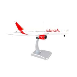 Daron HOGAN AVIANCA 787-8 1/200 W/GEAR INFLIGHT WINGS (**)