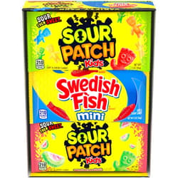 NABISCO SOUR PATCH KIDS and SWEDISH FISH Mini Soft & Chewy Candy Variety Pack, 18 - 2 oz Bags