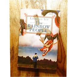 Laurence Yep,David Wiesner The Rainbow People (MS LITERATURE BOOKSOURCE)