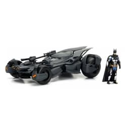 Jada Toys DC Comics 1:24 Justice League Batmobile Die-cast Car with 2.75