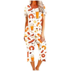 Lastesso Pajama Sets for Women 2 Piece Soft Pj Lounge Sets Loose Short Sleeve with Capri Pants Graphic Print Sleepwear