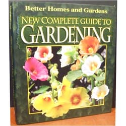 Susan A. Roth New Complete Guide to Gardening