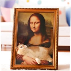 BJHFYGUPOO Mona Lisa Hugging Cat House-Art 4D Oil Painting Frame Nest- Easy-to-Assemble Bed Couch Cave Condo Creative Home Decoration -Cat House with Scratcher Vintage Art Picture Frame(Mona Lisa)