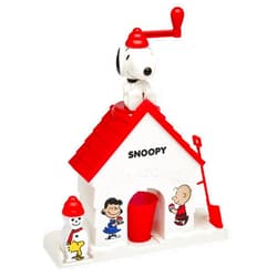 Cra-Z-Art Snoopy Sno-Cone Machine, Snow Cone Shaved Ice Maker Ice Shaver, Snoopy House Shaped Shaved Ice Maker Comes with Fruit Punch Flavor Packet, Ages 6 and Up