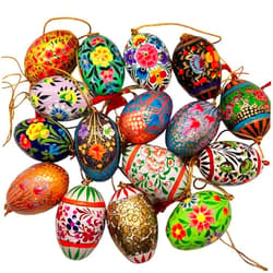 Rumikrafts Handpainted Wooden Easter Eggs eco-Friendly and Lightweight, Pisanki type (Hanging)