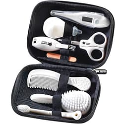 Tommee Tippee Closer to Nature Healthcare & Grooming Kit