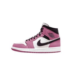 Nike Women's Basketball Shoe