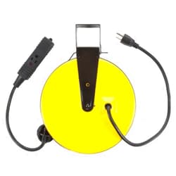 Bayco SL-800 Professional Retractable Reel with 30-Foot Triple Tap