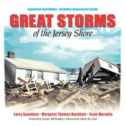 By Larry Savadove (Author), Margaret Thomas Buchholz (Author), Scott Mazzella (Author) & 0 more Great Storms of the Jersey Shore (Expanded 2nd Ed.)